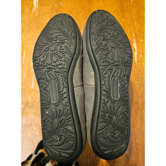 Comfortiva Mary Beth Comfort Loafers Size 8.5 Charcoal Lizard Print Grey Leather - Picture 6 of 7
